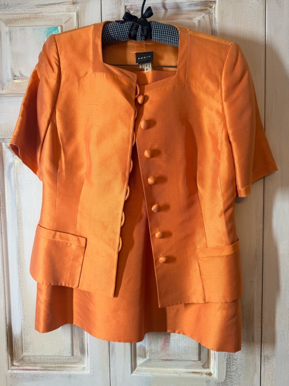 Akris Punto Orange Short-Sleeve Tailored Jacket and skirt set